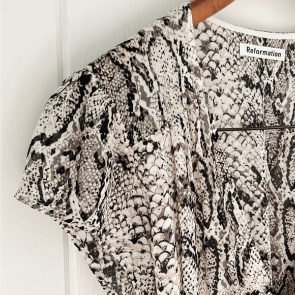 Reformation Snake Skin Wrap Tie Midi Dress Women Medium Animal Print Viscose - Picture 4 of 11